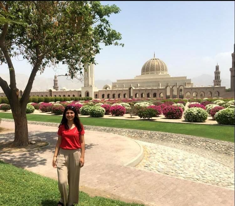 Başak-Başar-Turkish-Language-Teacher